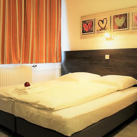 Pionier Hotel Hamburg Wandsbek Bagian luar foto