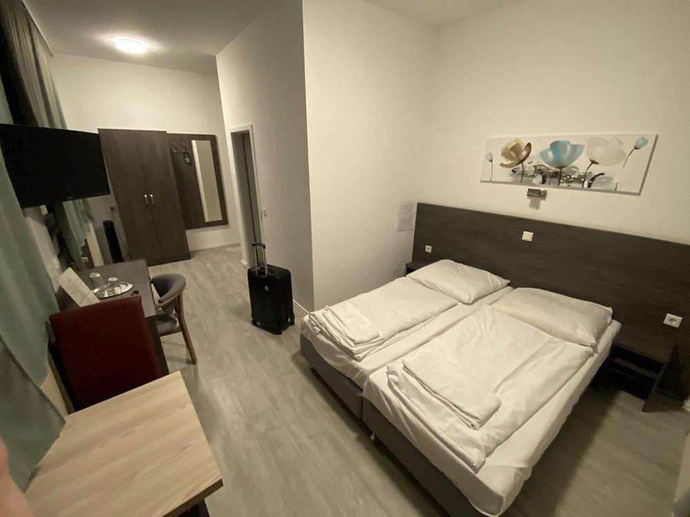 Pionier Hotel Hamburg Wandsbek Bagian luar foto