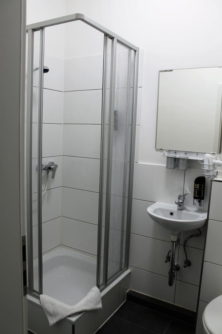 Pionier Hotel Hamburg Wandsbek Bagian luar foto