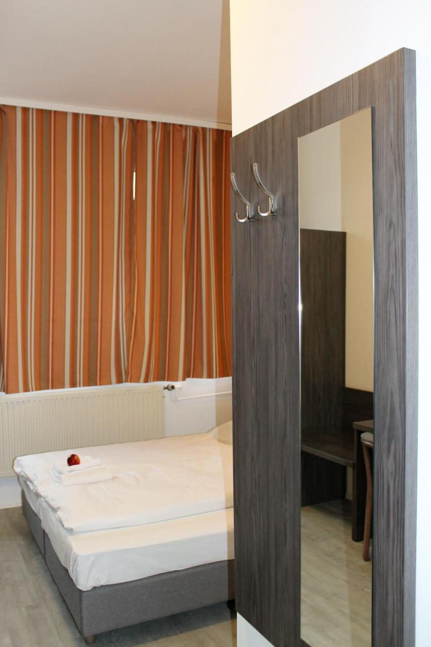 Pionier Hotel Hamburg Wandsbek Bagian luar foto
