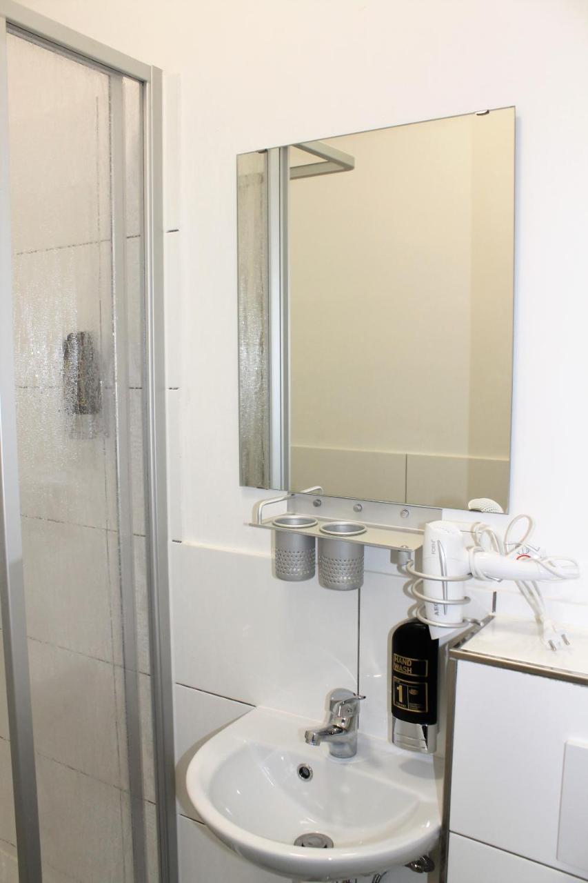 Pionier Hotel Hamburg Wandsbek Bagian luar foto