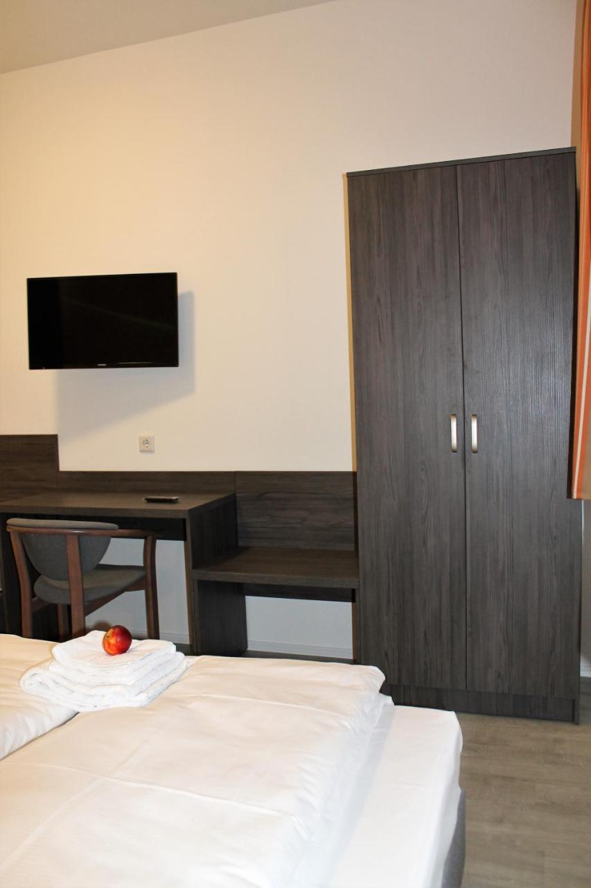 Pionier Hotel Hamburg Wandsbek Bagian luar foto