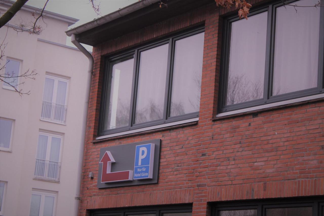 Pionier Hotel Hamburg Wandsbek Bagian luar foto