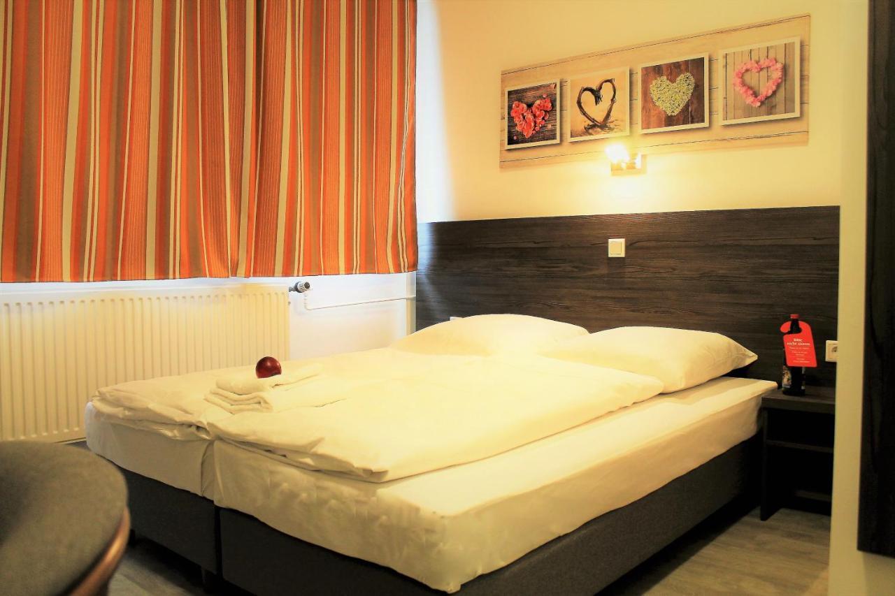 Pionier Hotel Hamburg Wandsbek Bagian luar foto