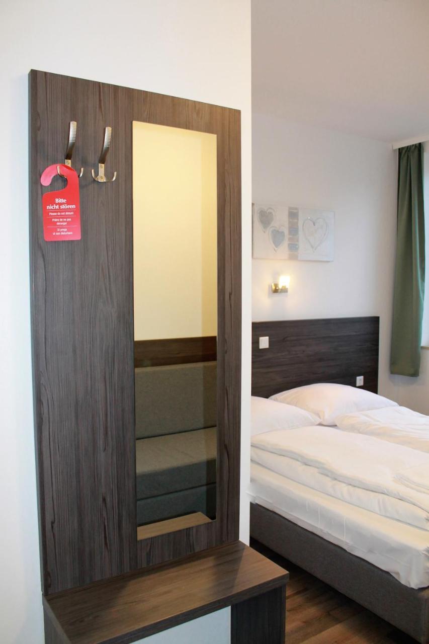 Pionier Hotel Hamburg Wandsbek Bagian luar foto
